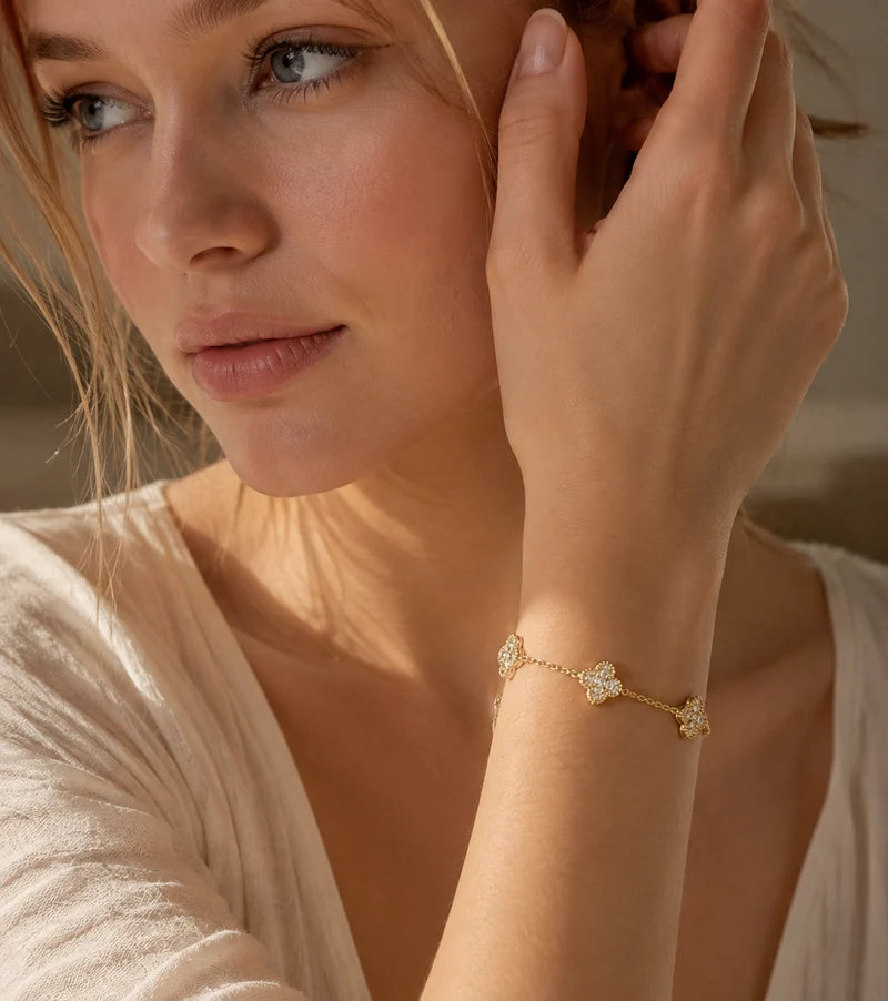 Clover Gold Charm Bracelet