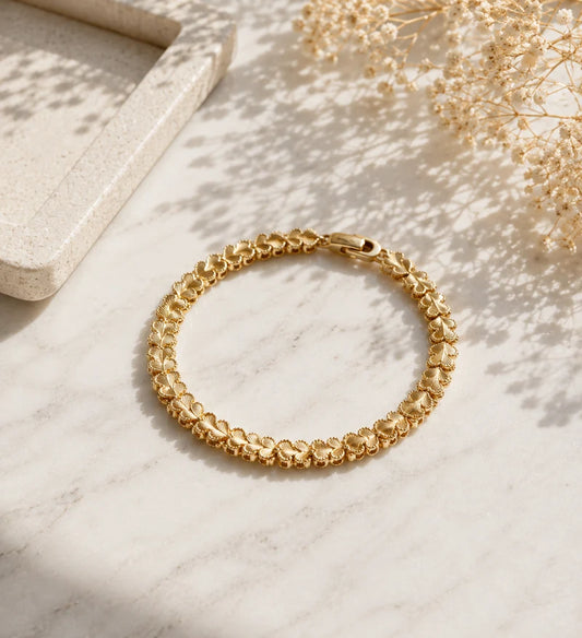 Elegant Gold Link Bracelet